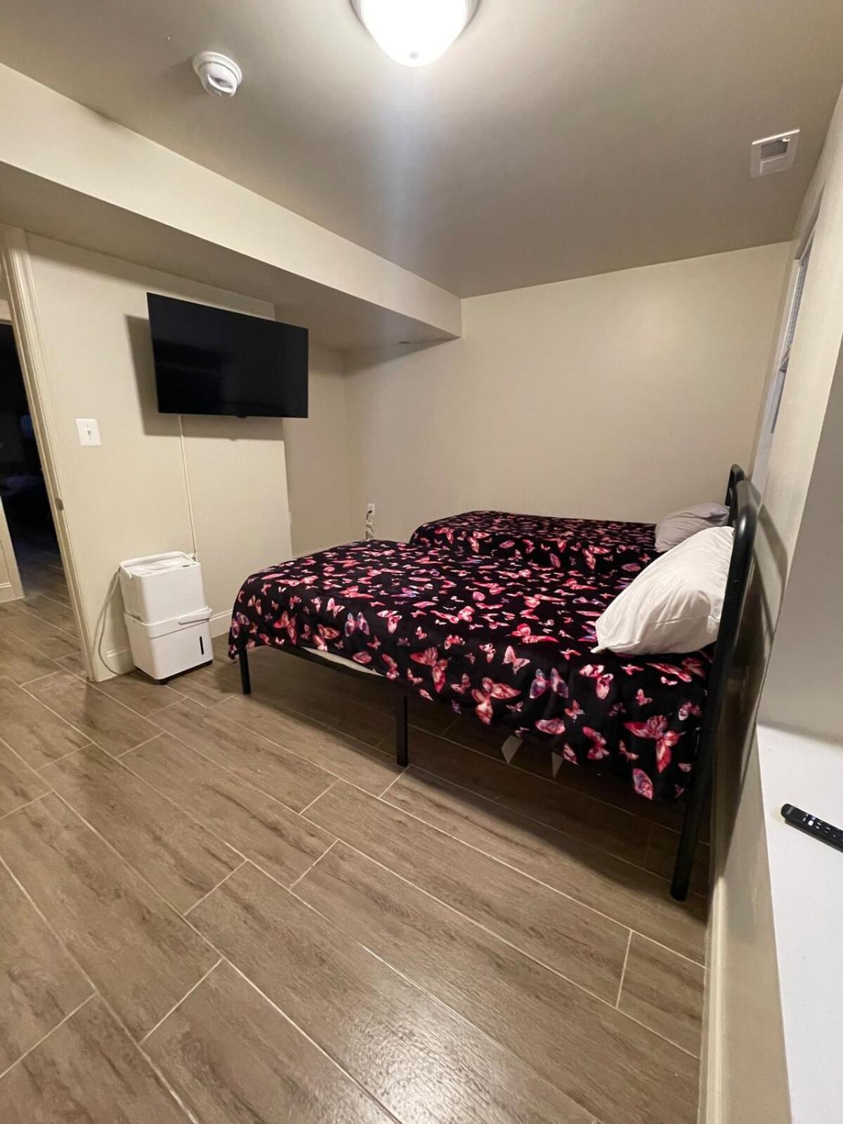 Apartment Chic 4 Bedroom 2ba In Se Dc Washington